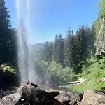 Les Cascades *